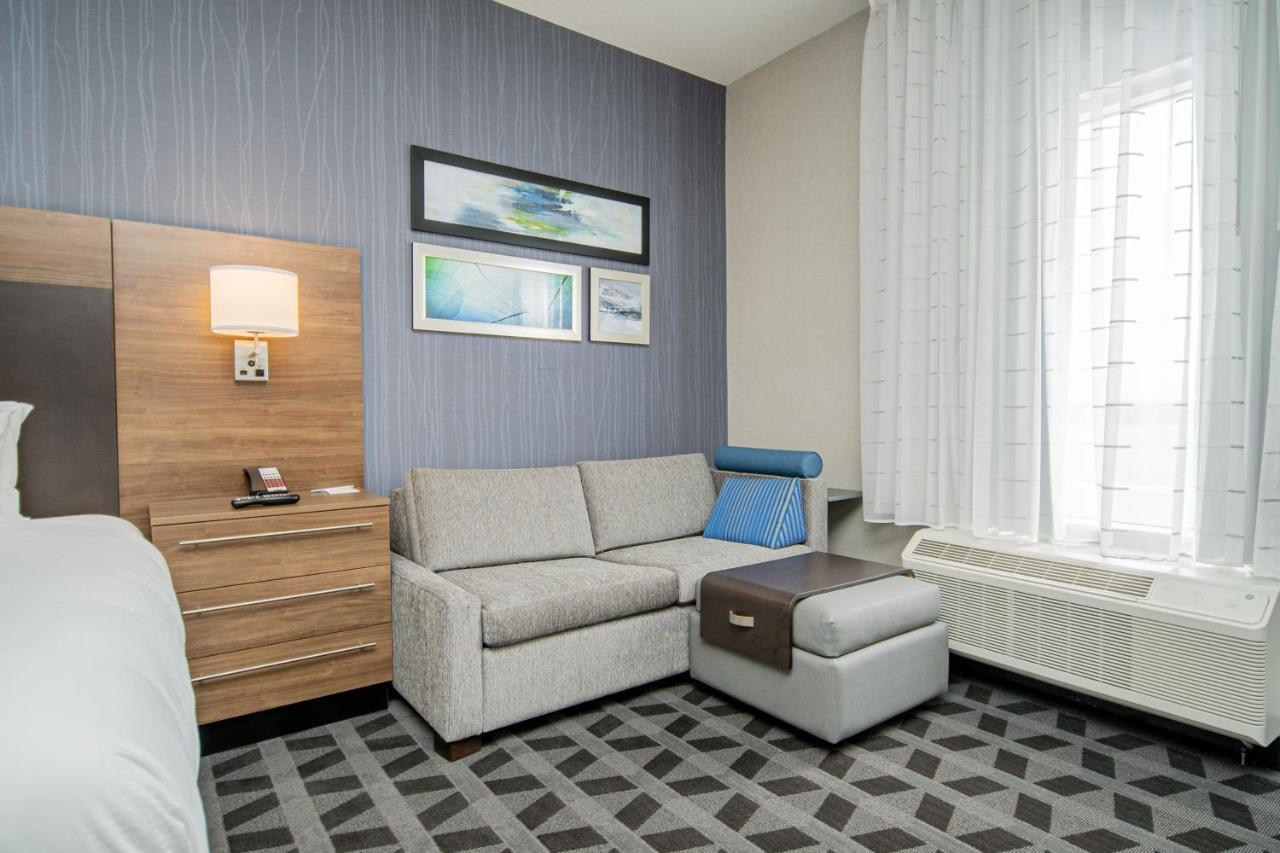 Towneplace Suites By Marriott Brantford And Conference Centre Esterno foto