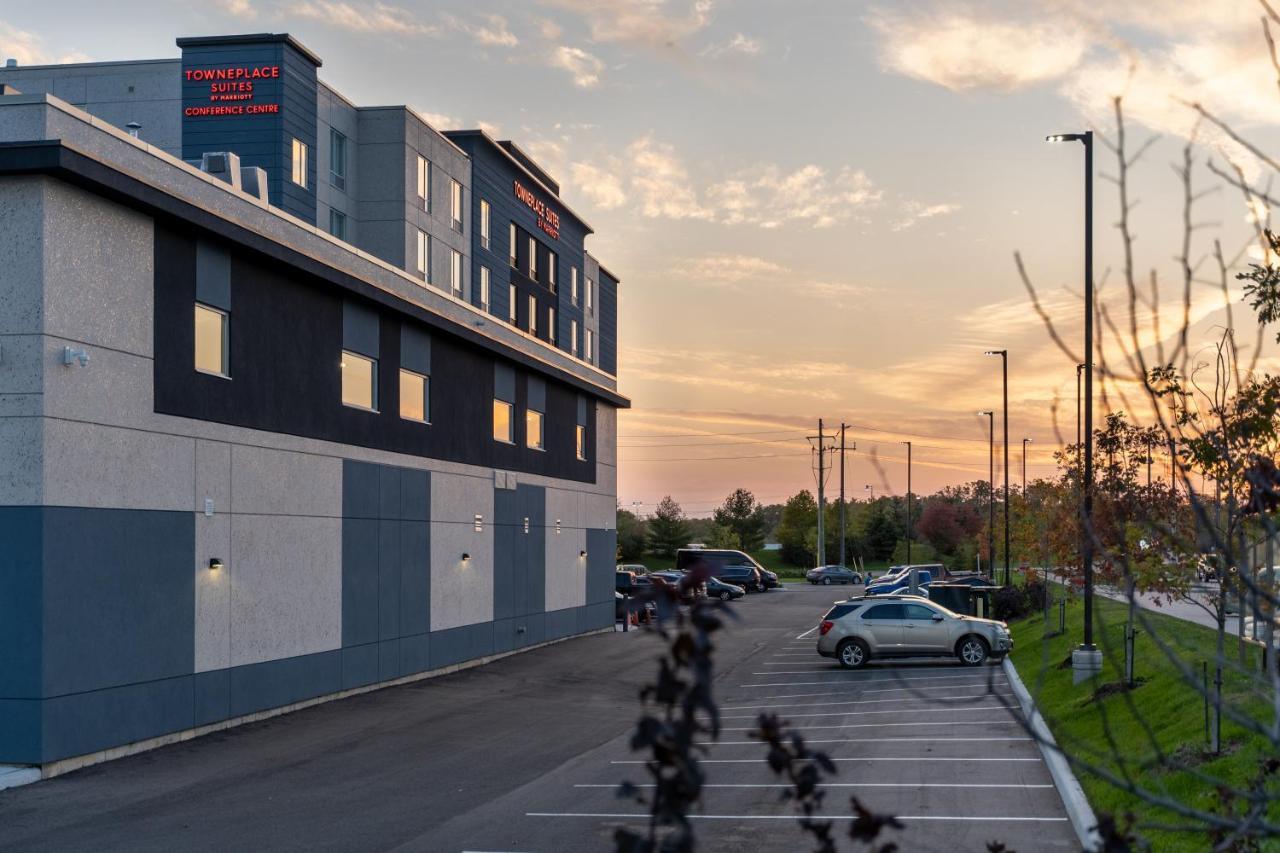 Towneplace Suites By Marriott Brantford And Conference Centre Esterno foto