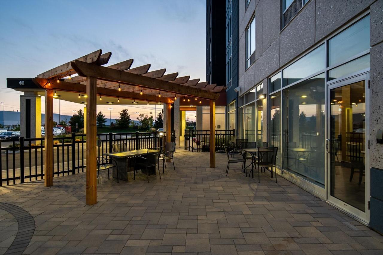 Towneplace Suites By Marriott Brantford And Conference Centre Esterno foto