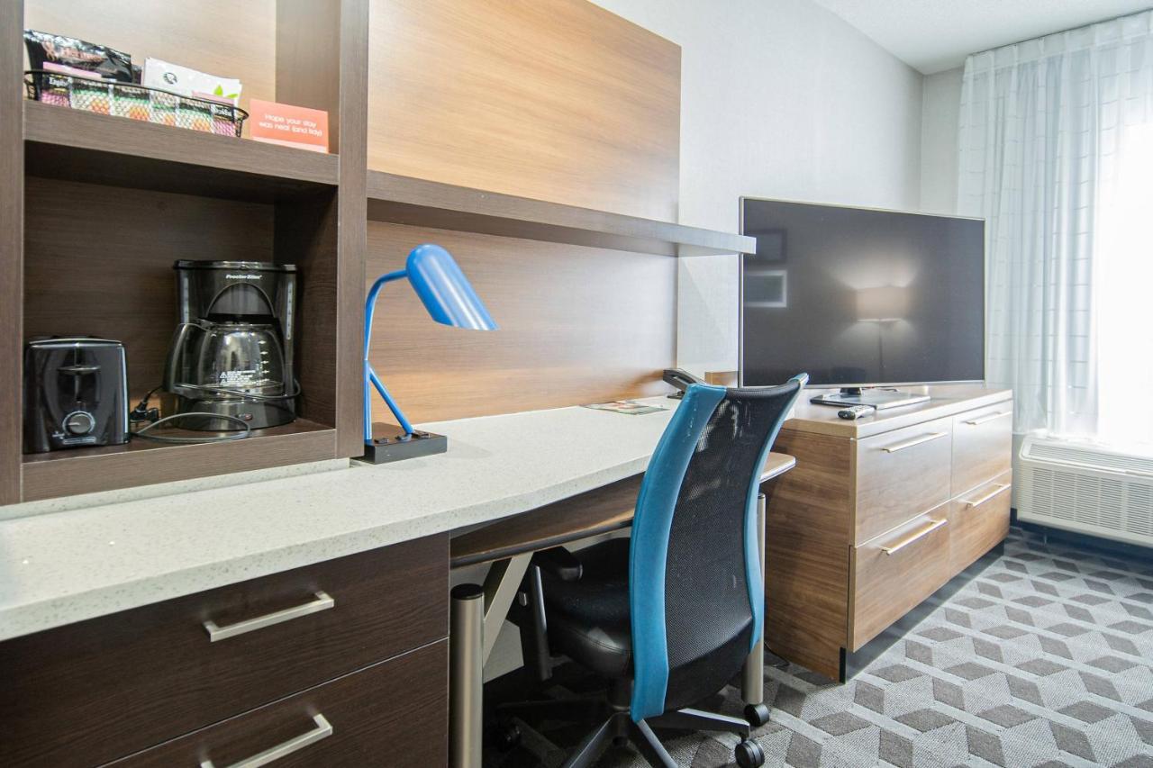 Towneplace Suites By Marriott Brantford And Conference Centre Esterno foto