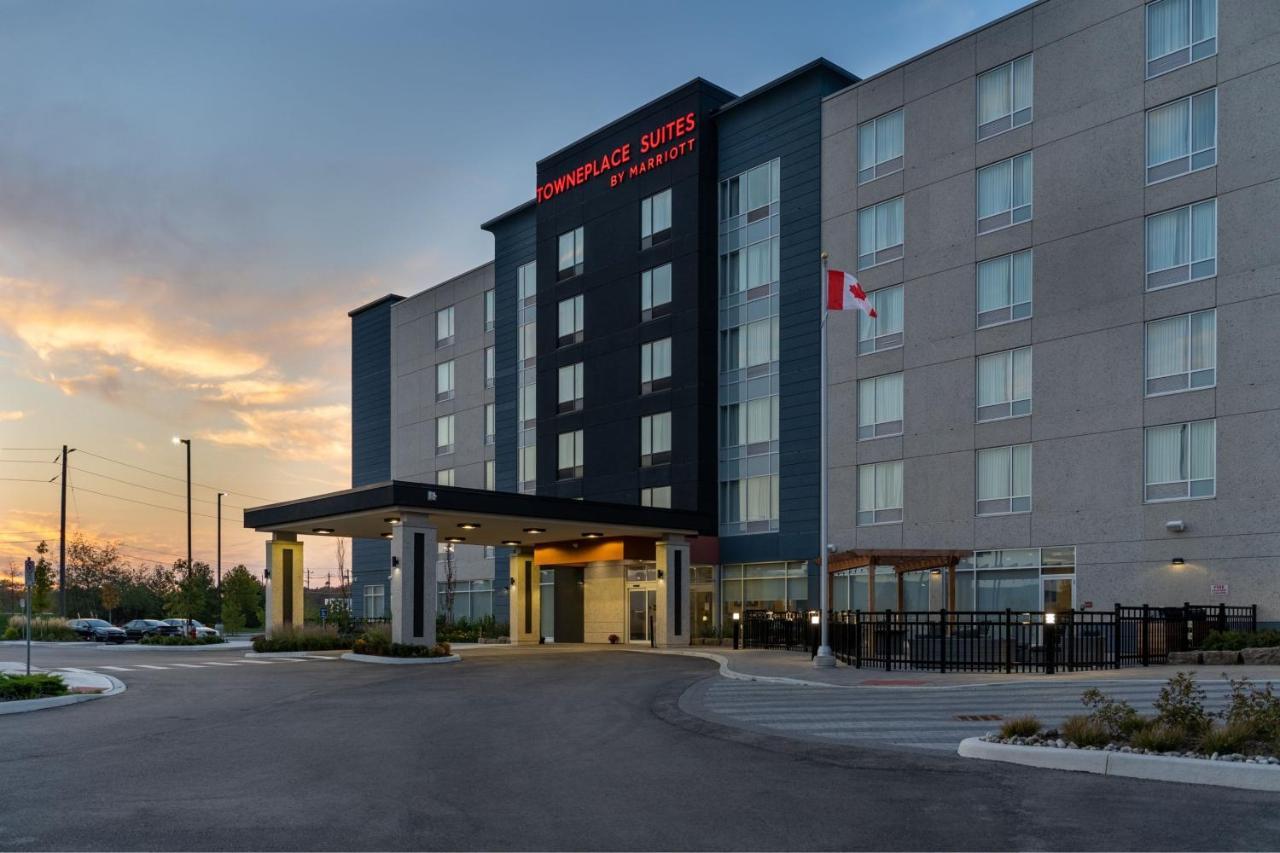 Towneplace Suites By Marriott Brantford And Conference Centre Esterno foto