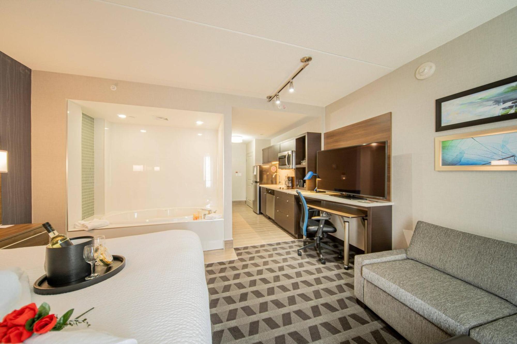 Towneplace Suites By Marriott Brantford And Conference Centre Esterno foto