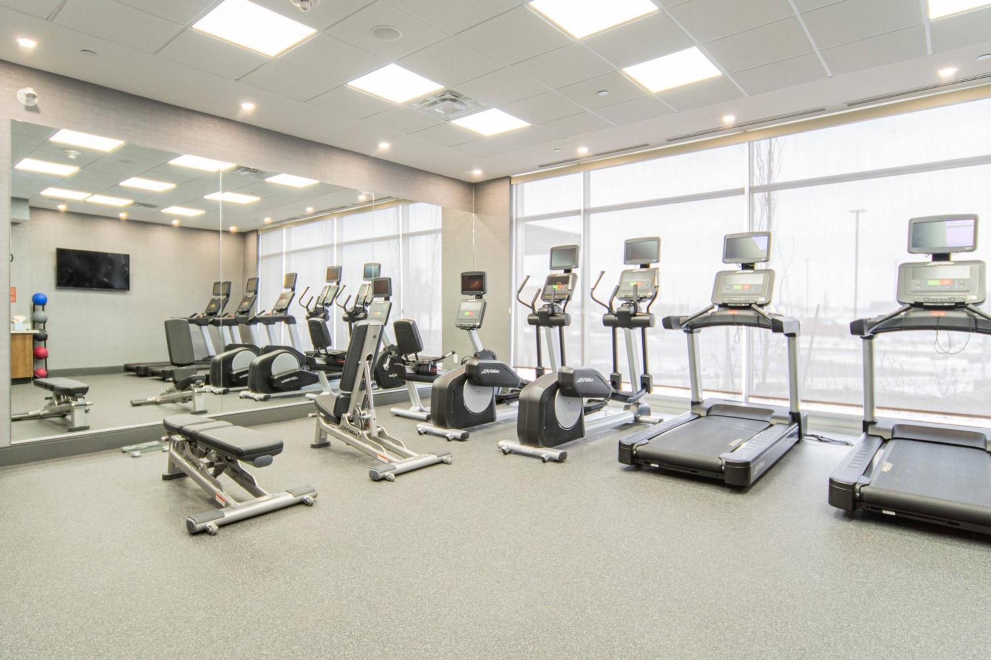 Towneplace Suites By Marriott Brantford And Conference Centre Esterno foto